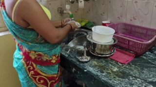 Desi House Wife Fucking Hot Pussy And Anal With Blowjob Video