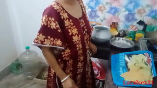 Desi Sexy Aunt Fuck Hot Pussy With Oral Sex In Kitchen With Nephew Video