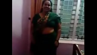 Horny Big Tit Hindu mom Gets Fuck hard Video