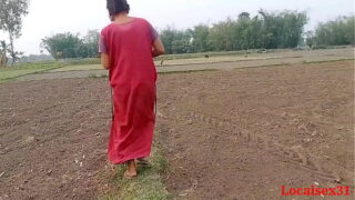 Indian Telugu Bhabhi Fucks Tight Pussy In Outdoor With Lover Video