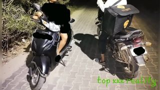 Rich hyderabad vadhina blowjob xxx telugu sex video Video