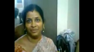 Force Porn Videos In Telugu - VID-20120716-PV0001-Tenali (IT) Telugu 40 yrs old married hot and sexy  housewife aunty showing her boobs to her husband sex porn video